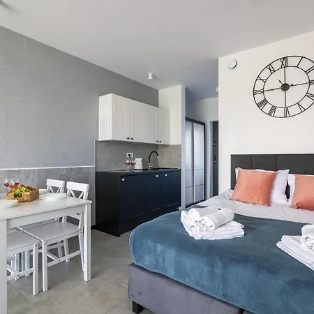 Bellamaya - Kapitanska 8 *