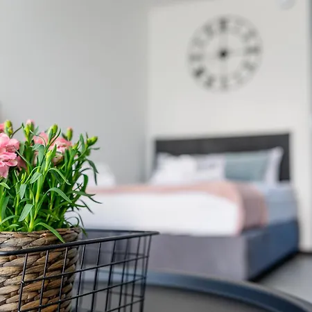 Bellamaya - Kapitanska 8 Apartman