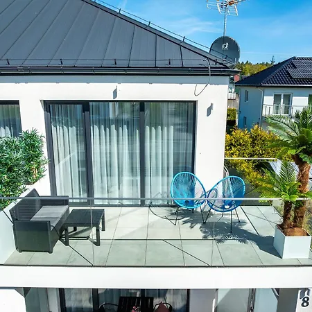 Bellamaya - Kapitanska 8