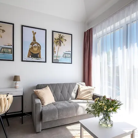 Bellamaya - Kapitanska 8 *